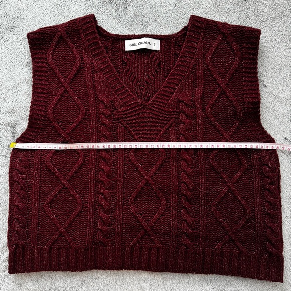 Girl Crush Gang Cable Knit Sleeveless V-Neck Sweater Vest Burgundy/RedWine Small - Picture 7 of 11